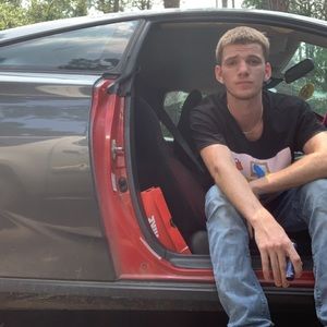 Meet your Posher, Taylor